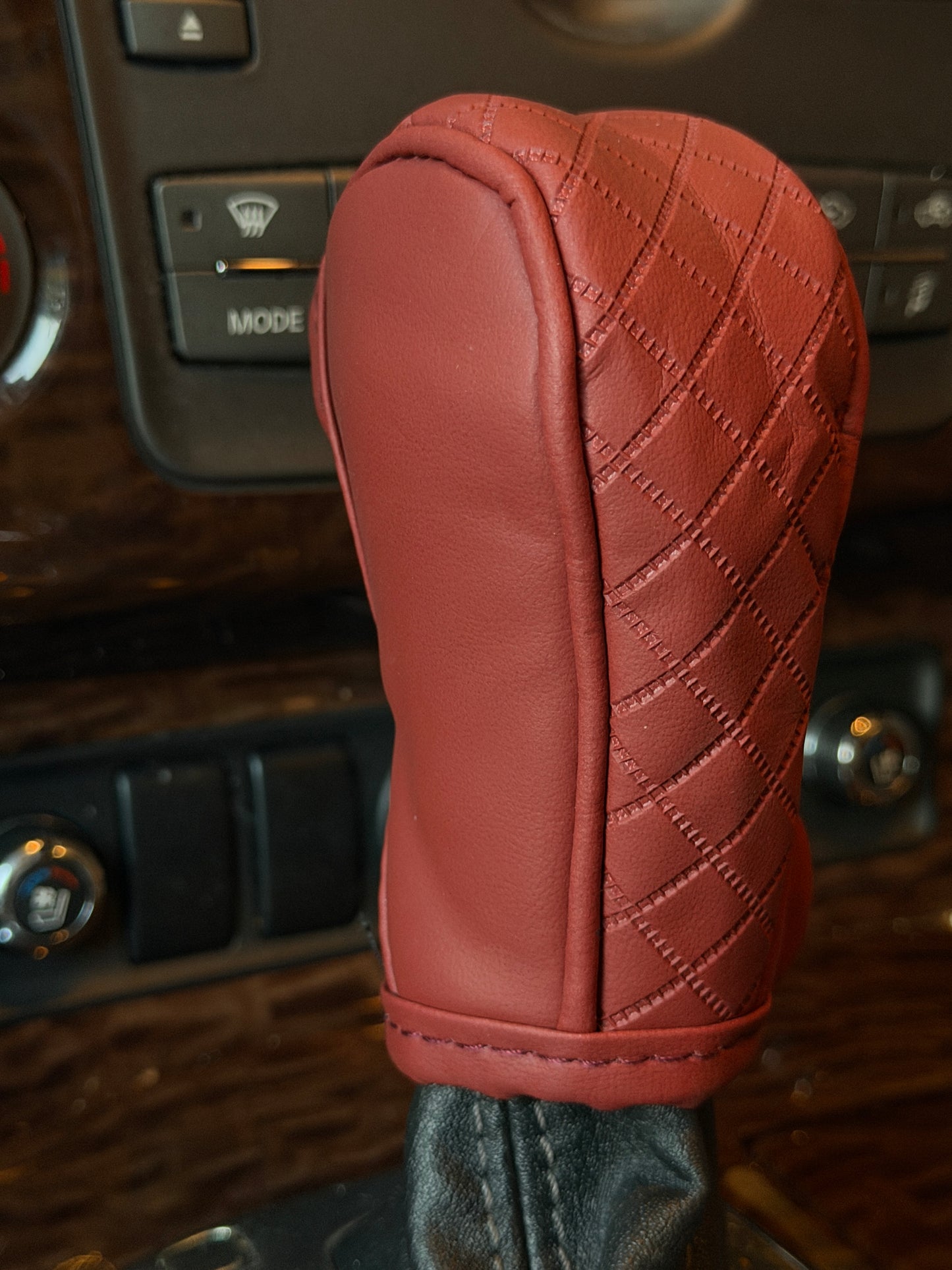 تلبيسه للقير